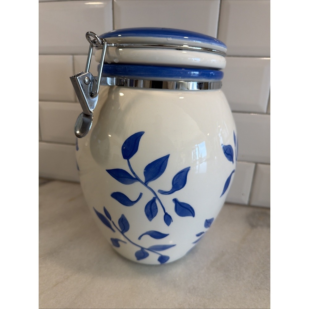 Inspirado Canister Cookie Jar White Blue Stonelite Hinged Seal Lid 9.75"GW994